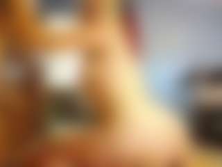 PeachyLady's Live Sex Cam Show