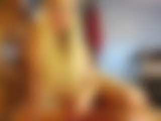 PeachyLady's Live Sex Cam Show