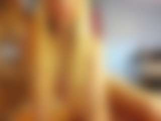PeachyLady's Live Sex Cam Show