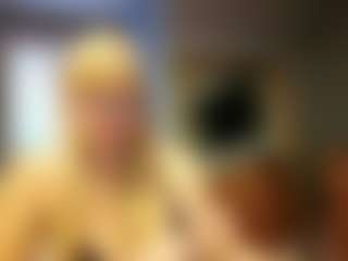 PeachyLady's Live Sex Cam Show