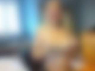PeachyLady's Live Sex Cam Show