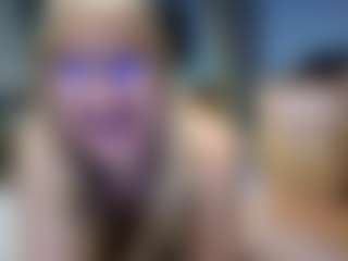 PeachyLady's Live Sex Cam Show