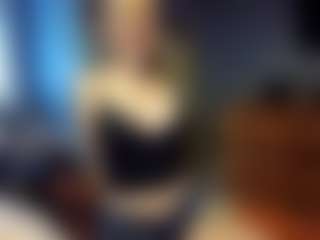 PeachyLady's Live Sex Cam Show