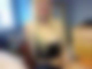 PeachyLady's Live Sex Cam Show