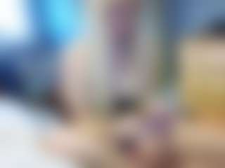 PeachyLady's Live Sex Cam Show