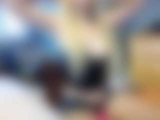 PeachyLady's Live Sex Cam Show