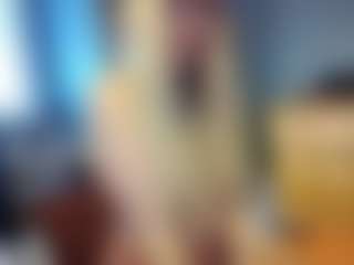 PeachyLady's Live Sex Cam Show