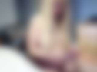 PeachyLady's Live Sex Cam Show