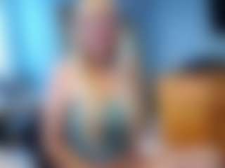 PeachyLady's Live Sex Cam Show