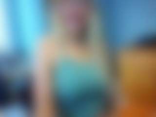 PeachyLady's Live Sex Cam Show