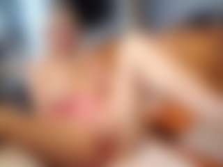 PeachyLady's Live Sex Cam Show