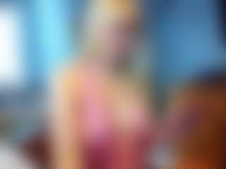 PeachyLady's Live Sex Cam Show