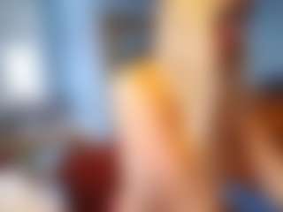 PeachyLady's Live Sex Cam Show