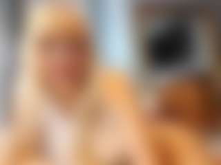 PeachyLady's Live Sex Cam Show