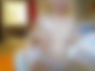 PeachyLady's Live Sex Cam Show