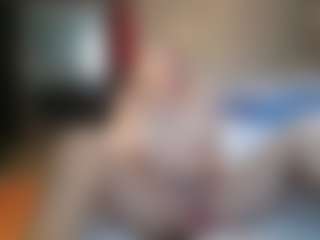 PeachyLady's Live Sex Cam Show