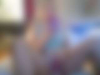 PeachyLady's Live Sex Cam Show