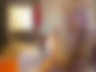 PeachyLady's Live Sex Cam Show