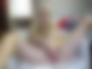 PeachyLady's Live Sex Cam Show