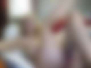 PeachyLady's Live Sex Cam Show
