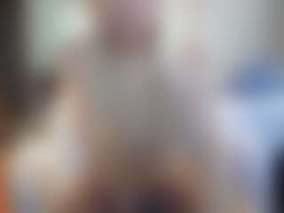 PeachyLady's Live Sex Cam Show