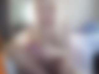 PeachyLady's Live Sex Cam Show