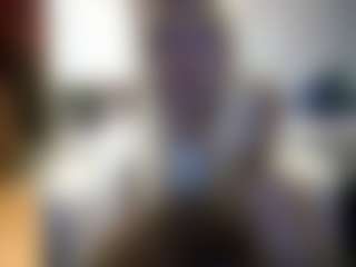 PeachyLady's Live Sex Cam Show