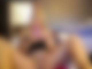 PeachyLady's Live Sex Cam Show