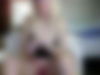 PeachyLady's Live Sex Cam Show