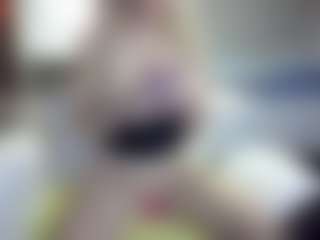 PeachyLady's Live Sex Cam Show