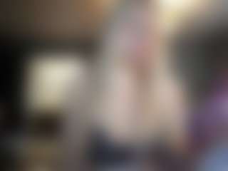 PeachyLady's Live Sex Cam Show