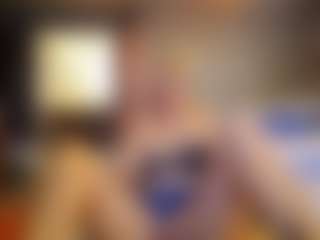 PeachyLady's Live Sex Cam Show