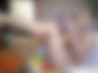 Show in cam erotica live di PeachyLady