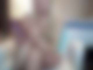 PeachyLady's Live Sex Cam Show