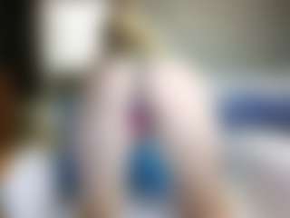 PeachyLady's Live Sex Cam Show