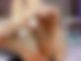 isabela-croftt's Live Sex Cam Show