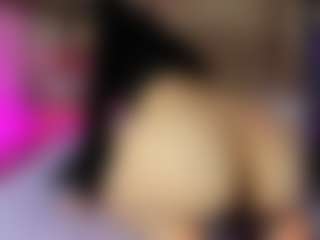 Live cam show with isabela-croftt - New Toys on AdultVida.com
