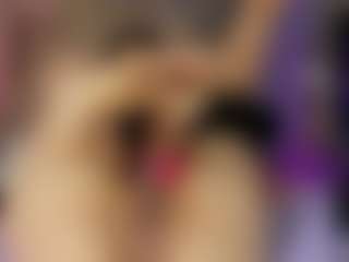 isabela-croftt's Live Sex Cam Show