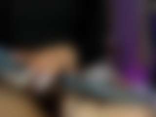 isabela-croftt's Live Sex Cam Show