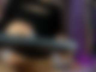 isabela-croftt's Live Sex Cam Show