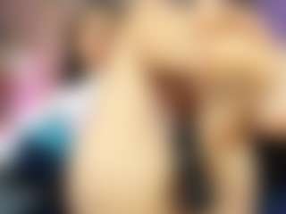 isabela-croftt's Live Sex Cam Show