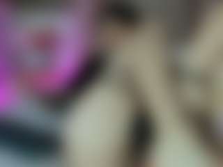 isabela-croftt's Live Sex Cam Show