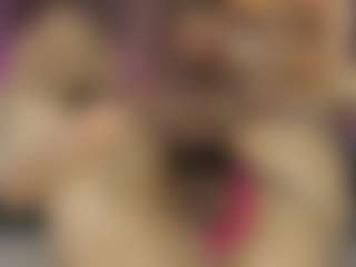 isabela-croftt's Live Sex Cam Show