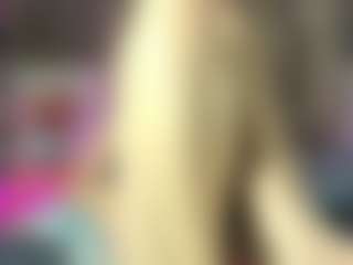 isabela-croftt's Live Sex Cam Show