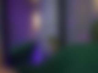Live cam show with MichelleJo - Smoking on Latina Girls