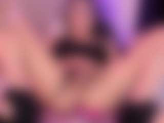 Emilyhall19's Live Sex Cam Show