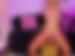 AhhMia's Live Sex Cam Show