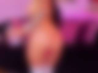 AhhMia's Live Sex Cam Show