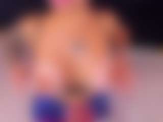 AhhMia's Live Sex Cam Show