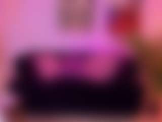 AhhMia's Live Sex Cam Show